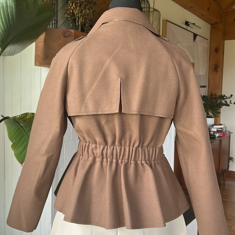 Cinched Waist Trench coat for Women - Picture 6 of 11